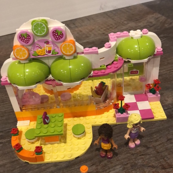 Lego Friends Juice Cafe Set - Picture 3 of 5